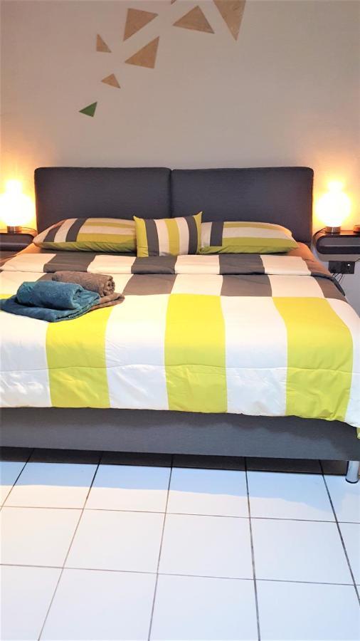 Sabandy House B&B Padang Mat Sirat Bagian luar foto